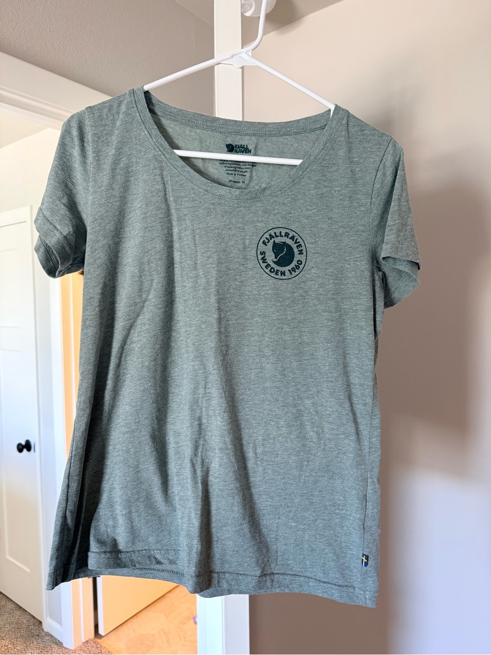 Fjallraven Women's Short Sleeve Logo Tee — Heather Sage Green